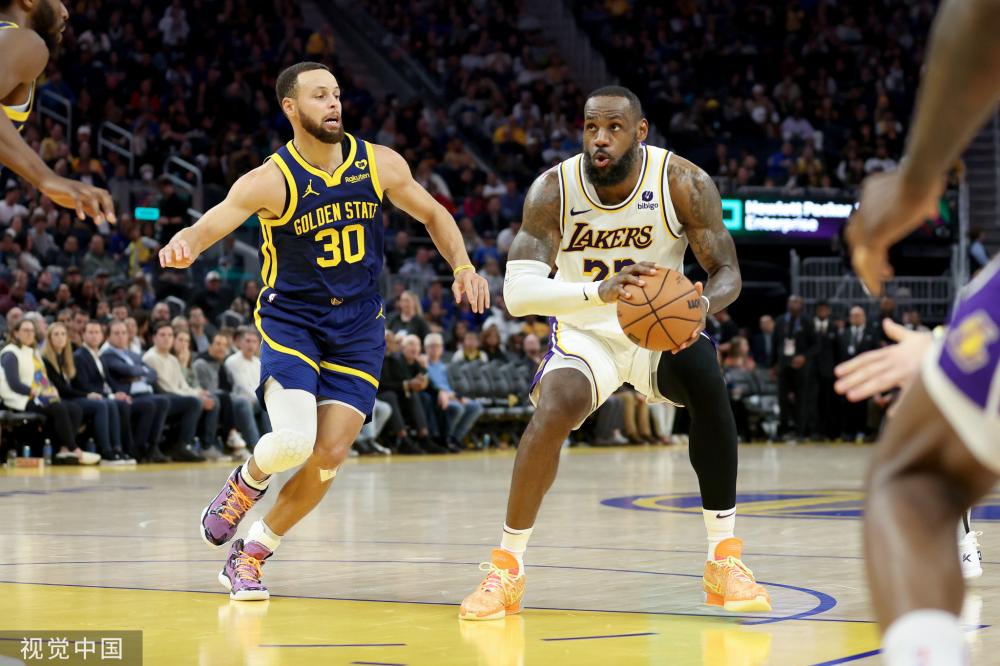 琼斯的精彩 琼斯的精彩