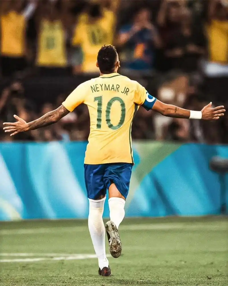 但代表巴塞 但代表巴塞