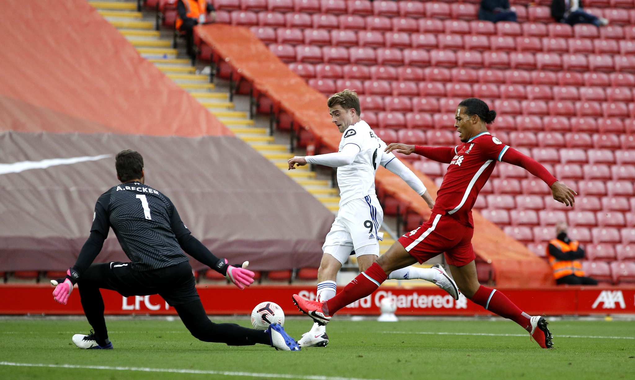 更在于两位 更在于两位